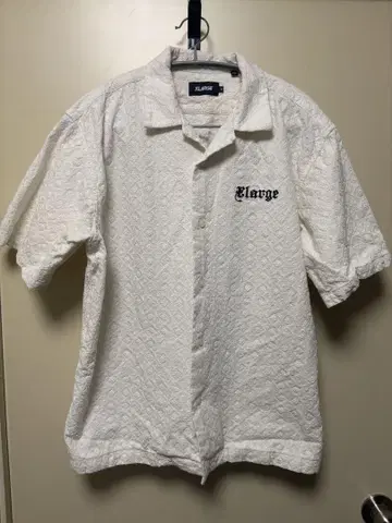X-large 화이트 반팔 셔츠 S 사이즈