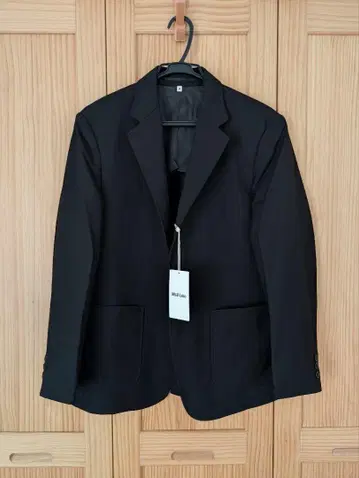 유니폼 소재로 만든 블레이저 mujilabo MUJI
