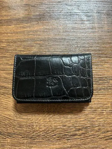 일비종떼 IL BISONTE 악어 엠보싱 천연 가죽 명함지갑