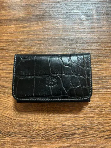 일비종떼 IL BISONTE 악어 엠보싱 천연 가죽 명함지갑