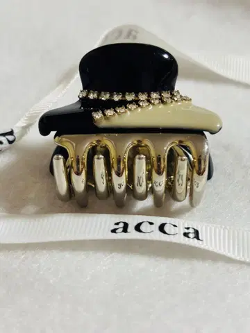 [ 한정판/컨디션 최상 ] acca 클립 코라나 투톤 블랙 베이지