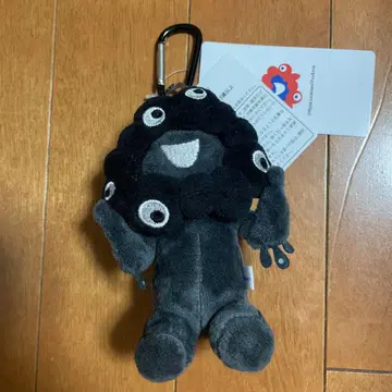 블랙 미야쿠미야쿠 카라비너 포함 앉은