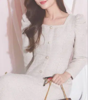 펄 장식 단추 파워 숄더 라메 트위드 원피스 한정 컬러 [ 베이지 ]
