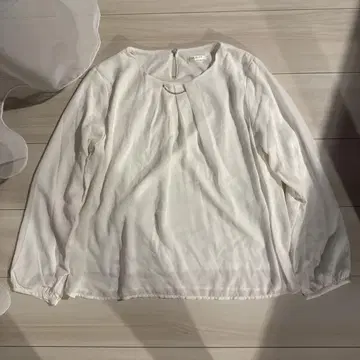 GLACIER 긴팔 블라우스 화이트