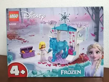LEGO 43209 디즈니 프린세스 엘사와 녹의 얼음 마구간