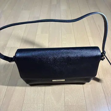 폴 스튜어트 블랙 숄더백
