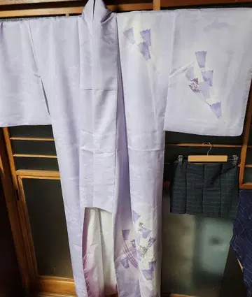 연보라색 패턴 자수 호몬기