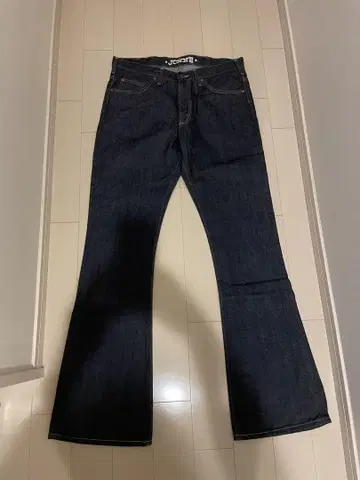 Lee x JOHN'S 부츠컷 데님 Lee