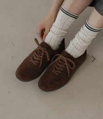 컬러 스니커즈 로리즈팜