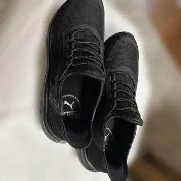 PUMA SOFTRIDE 블랙 스니커즈 슬립인