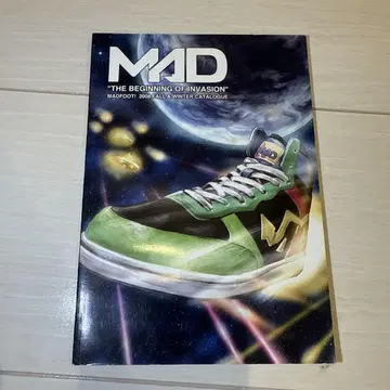 [ 레어 ] MAD 2008 CATALOGUE 빅쿠리맨 씰