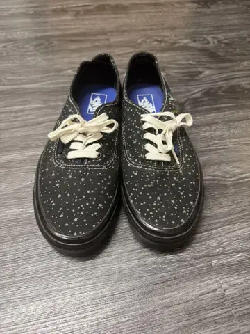 Vans 블랙 별 패턴 스니커즈 10.5