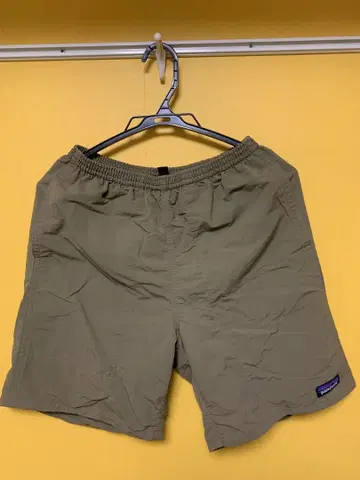 [새상품급] Patagonia 숏팬츠 XS 카키