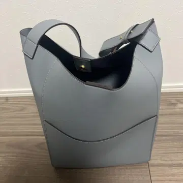 그레이 토트백 합성 피혁
