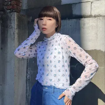 poppy 플라워 시스루 상의 (하이넥)