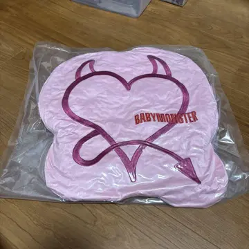 BABYMONSTER 쿠션