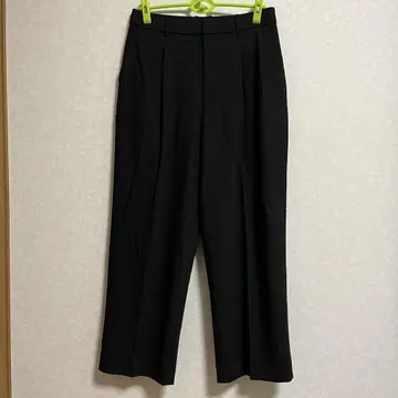 유니클로 턱 와이드 팬츠 XL