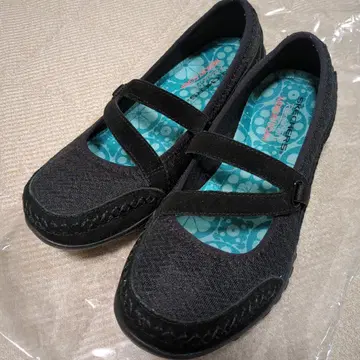미사용 새상품 Skechers 24cm 릴랙스핏 메모리폼 블랙