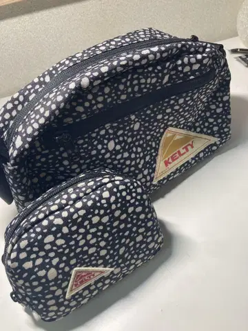 중고품 KELTY 도트 무늬 숄더백, 파우치 세트