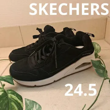 SKECHERS 블랙 스니커즈 24.5