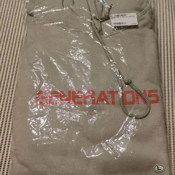 GENERATIONS PY 2020 풀오버 L 베이지 미사용!!