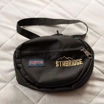 JANSPORT STABRIDGE 숄더백 블랙