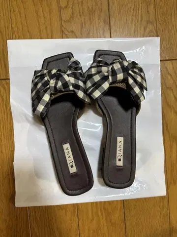 D'JANA 체크 무늬 리본 샌들 L