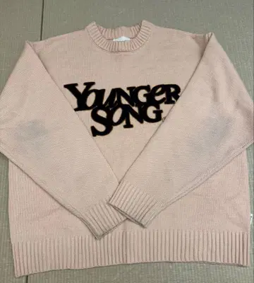 Younger Song 핑크 크루넥 스웨터
