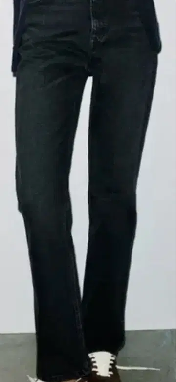 블랙 스트레이트 데님