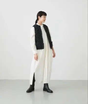 카구레 네팔 핸드 니트 베스트 차콜