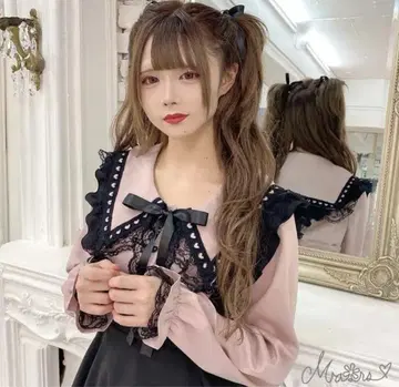 MARS 하트 레이스 세일러 블라우스