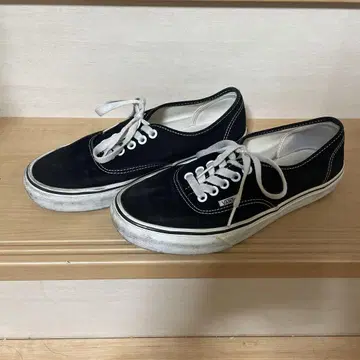 VANS 블랙 스니커즈