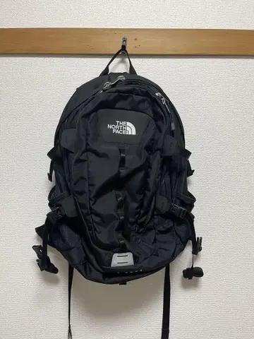 THE NORTH FACE 핫 샷 블랙 백팩