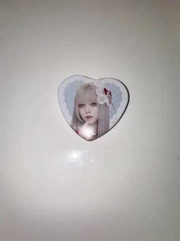 AVAM 츠키미노 아야 라이브 한정판 캔 배지