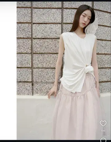 Bibiy TULIP DRAPED TOP 화이트