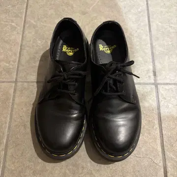 [ 새상품급 ] Dr.Martens 1461 23.5cm UK4