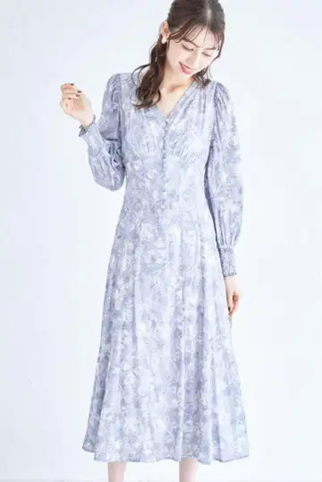 tocco closet 백 레이스업 클라인 플라워 프린트 원피스