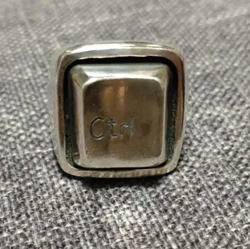 브랜드 불명 Ctrl 반지 925