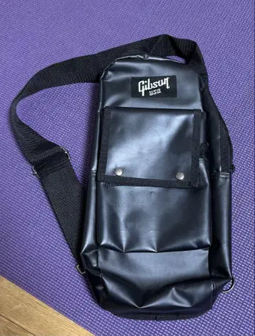 Gibson 바디백 블랙