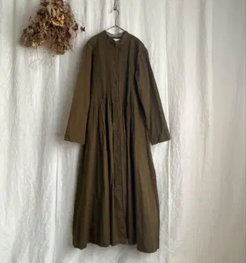 Khadi and Co 카디앤코 카키 핀턱 원피스 M