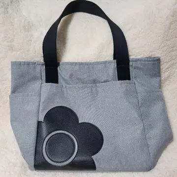 [ MARY QUANT/마리 퀀트 ] 데이지 심플 포켓/토트백