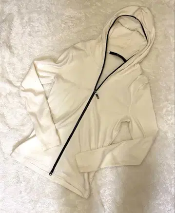 NO ID. 화이트 풀 집업 후드 부착 후드티
