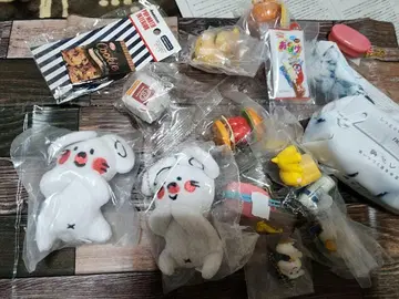 화이트 곰 봉제 인형 캡슐 토이 세트
