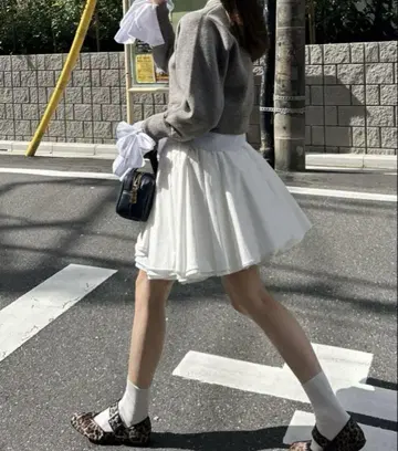 [ 정품 ] Bibiy. BLAIR FLARE SKIRT bibiy