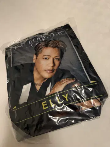 ELLY 포트레이트 디자인 상품