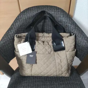 ear 퀼팅 숄더백 베이지