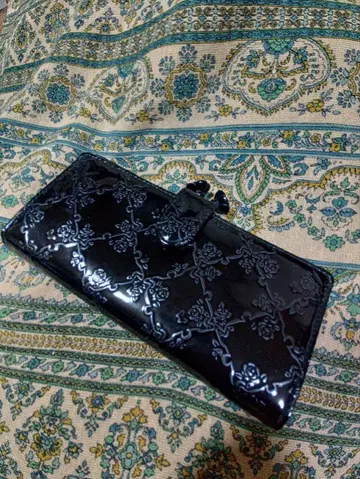 안나수이 장지갑