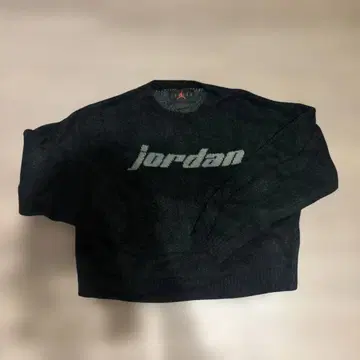 Jordan 블랙 스웨터