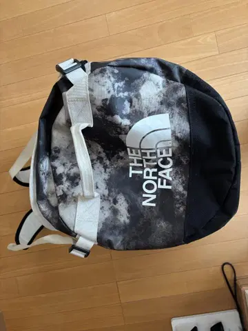 THE NORTH FACE 더플백 블랙 그레이 화이트