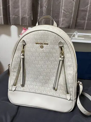 MICHAEL KORS 화이트 백팩